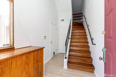 80 Silverview Drive, San Francisco, CA 94124 - Photo 2