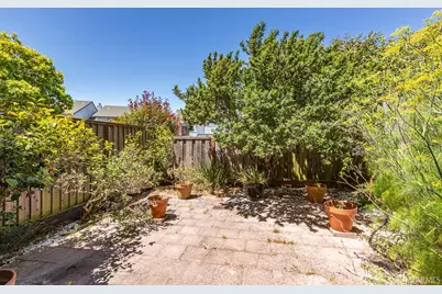 80 Silverview Drive, San Francisco, CA 94124 - Photo 10