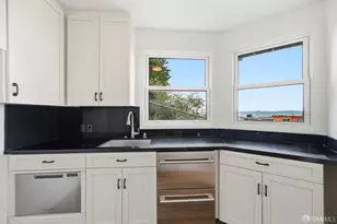 955 Corbett Ave, San Francisco, CA 94131 - Photo 16