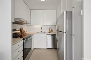 1050 North Point St, San Francisco, CA 94109 - Photo 10