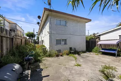 2120 E 22nd Avenue, Oakland, CA 94606 - Photo 16