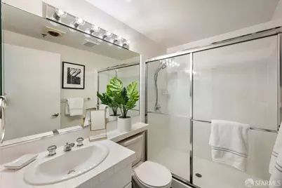 111 Chestnut Street #203, San Francisco, CA 94111 - Photo 18