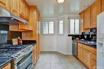 183 Victoria Street, San Francisco, CA 94132 - Photo 18