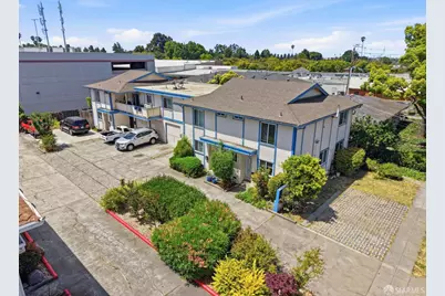 2108 Aldengate Way, Hayward, CA 94545 - Photo 10