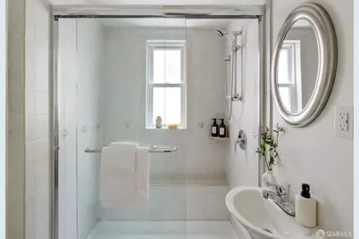 553 Douglass Street, San Francisco, CA 94114 - Photo 46