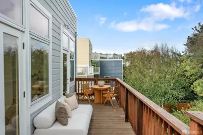 553 Douglass Street, San Francisco, CA 94114 - Photo 34