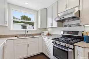 243 Molimo Dr, San Francisco, CA 94127 - Photo 10