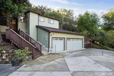 305 Lindsey Drive, Martinez, CA 94553 - Photo 8