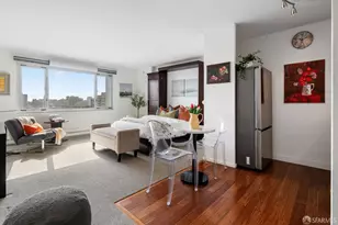 1001 Pine St, San Francisco, CA 94109 - Photo 1