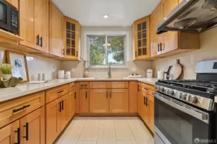 215 Beverly Ave, Millbrae, CA 94030 - Photo 16