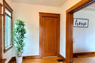 527 Zorah St, Oakland, CA 94606 - Photo 8