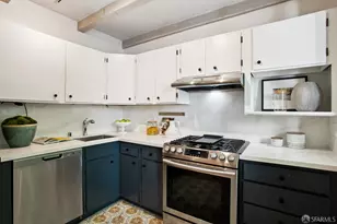 907 Douglass St, San Francisco, CA 94114 - Photo 10