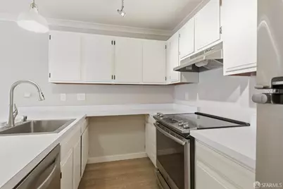 1687 Bayridge Way #105, San Mateo, CA 94402 - Photo 8