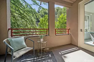 240 Caldecott Ln, Oakland, CA 94618 - Photo 20