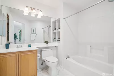 240 Caldecott Lane #207, Oakland, CA 94618 - Photo 18