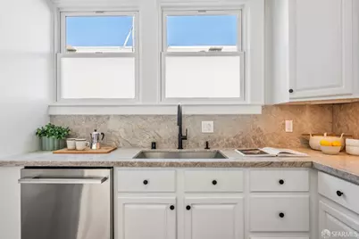 3355 Cesar Chavez Street, San Francisco, CA 94110 - Photo 32