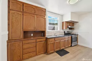 1135 Naples St, San Francisco, CA 94112 - Photo 10