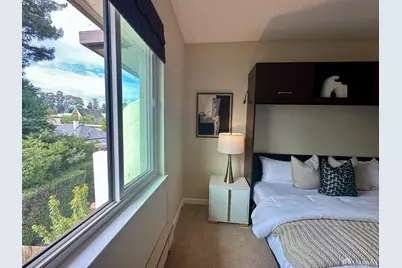 1427 Floribunda Avenue #307, Burlingame, CA 94010 - Photo 22