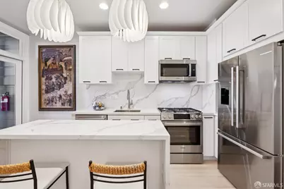 379 Douglass Street, San Francisco, CA 94114 - Photo 14