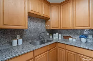 373 Maynard St, San Francisco, CA 94112 - Photo 10