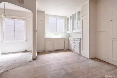 1055 Cayuga Avenue, San Francisco, CA 94112 - Photo 6