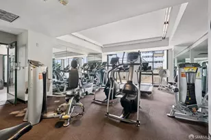 1 Daniel Burnham Ct, San Francisco, CA 94109 - Photo 32