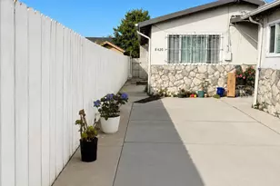 8422 B St, Oakland, CA 94621 - Photo 2