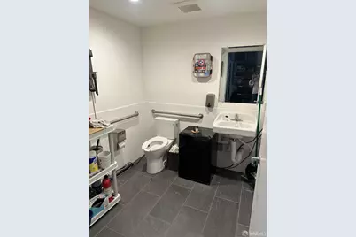 303 Valencia Street, San Francisco, CA 94103 - Photo 10