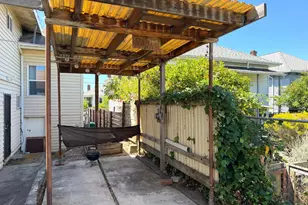 672 61st St, Oakland, CA 94609 - Photo 6
