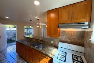 672 61st St, Oakland, CA 94609 - Photo 10