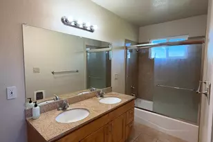 672 61st St, Oakland, CA 94609 - Photo 18