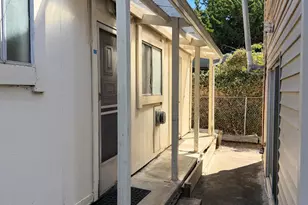 672 61st St, Oakland, CA 94609 - Photo 20