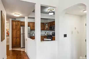 300 Castro St, San Francisco, CA 94114 - Photo 8