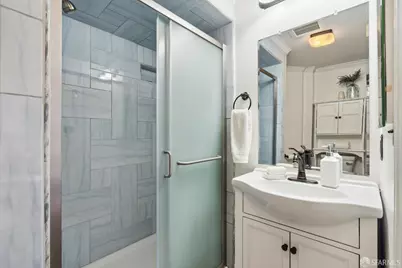 300 Castro Street, San Francisco, CA 94114 - Photo 22