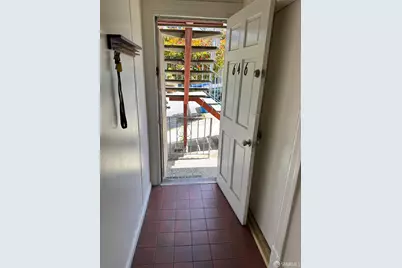 646-648 Madrid Street, San Francisco, CA 94112 - Photo 2