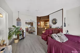 358 London St, San Francisco, CA 94112 - Photo 8