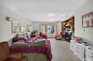 358 London St, San Francisco, CA 94112 - Photo 6