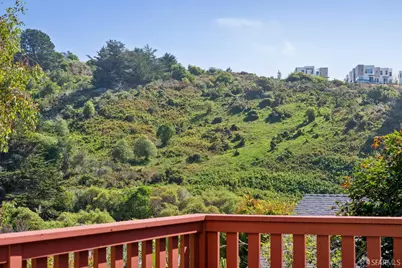 115 Bay View Road, Pacifica, CA 94044 - Photo 10