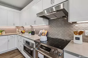 1301 Barbet Cir, Sunnyvale, CA 94087 - Photo 4