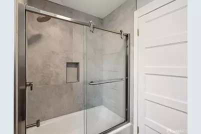 833 Broderick Street #5, San Francisco, CA 94115 - Photo 20