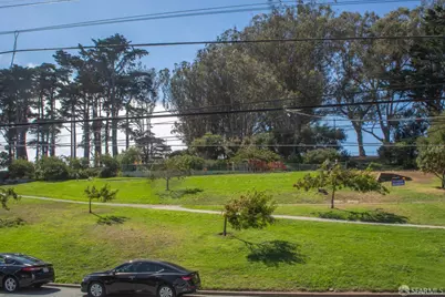 333 Holly Park Circle, San Francisco, CA 94110 - Photo 6