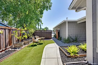 5452 Lenore Avenue, Livermore, CA 94550 - Photo 22