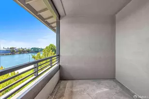 2853 Regatta Dr, Oakland, CA 94601 - Photo 18