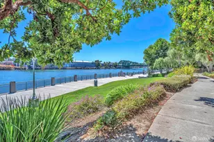 2853 Regatta Dr, Oakland, CA 94601 - Photo 2