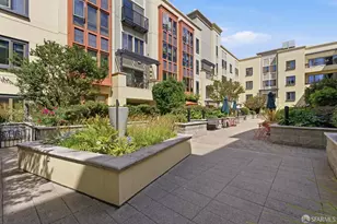 438 W Grand Ave Ave, Oakland, CA 94612 - Photo 24