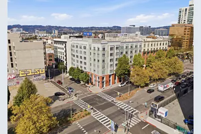 438 W Grand Ave Avenue #414, Oakland, CA 94612 - Photo 32