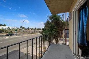 1830 Castro St, Oakland, CA 94612 - Photo 32