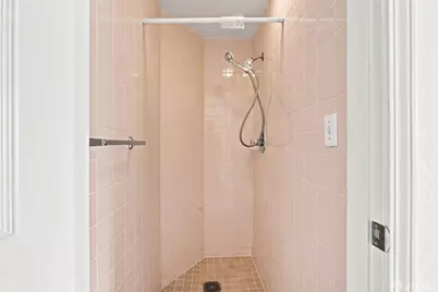 2410 45th Avenue, San Francisco, CA 94116 - Photo 10