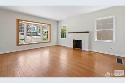 3631 Monterey Boulevard, Oakland, CA 94619 - Photo 4