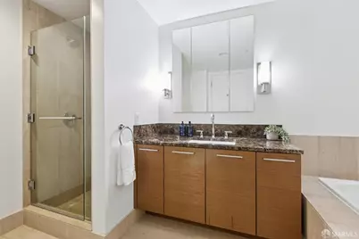 301 Mission Street #25E, San Francisco, CA 94105 - Photo 12